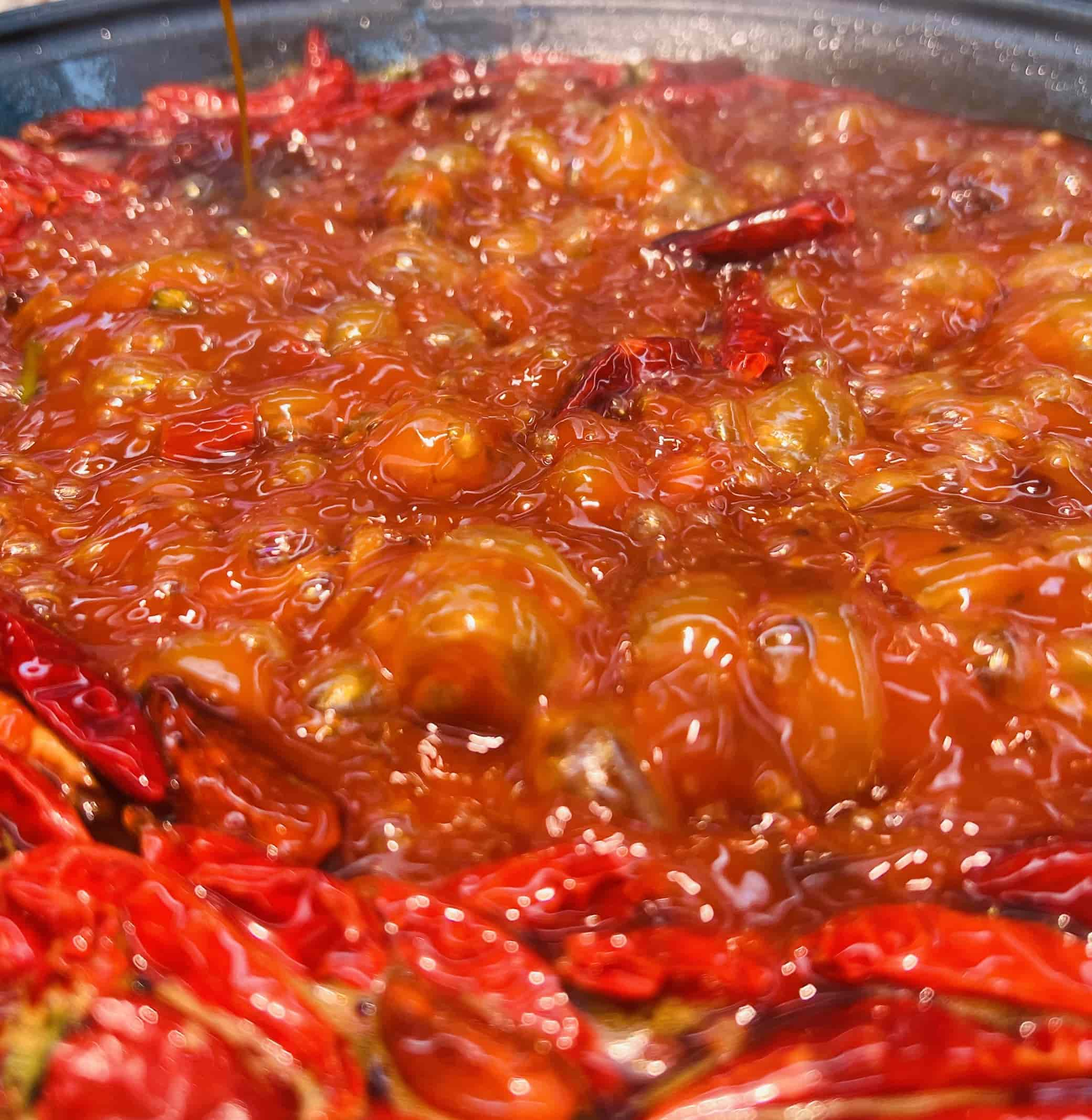 The first-of-its-kind sauce hotpot base favored by customers